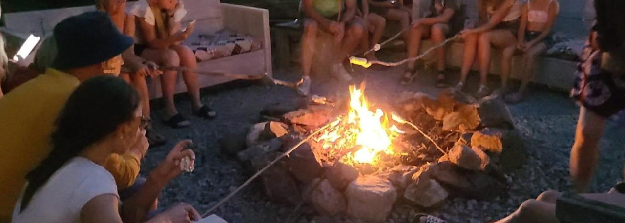 Stacaravan 6 Persoons - Camping Le Soustran Neuvic  المظهر الخارجي الصورة